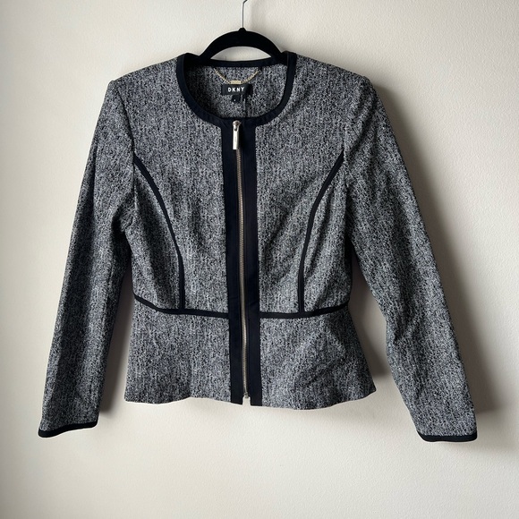 DKNY Women’s Structured Modern Zip Blazer Peplum Jacket Sz 8 Tweed Black White - Picture 1 of 4